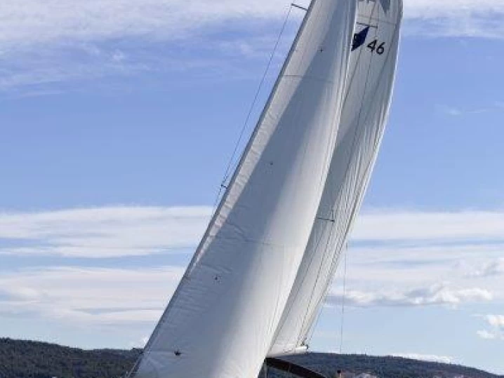 Żaglowiec do wynajmu w Trogir w najlepszej cenie