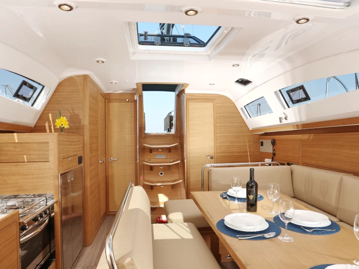 Elan Impression 45.1 między profesjonalistami a osobami prywatnymi w Trogir