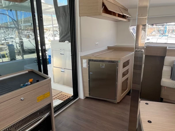 Wynajmij Lagoon Lagoon 42 w Trogir