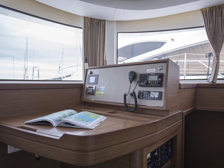 Katamaran do wynajmu w Trogir w najlepszej cenie