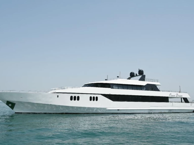 Wynajem Luksusowy jacht w Dubai Marina - Ocean Yachts 141 FEET