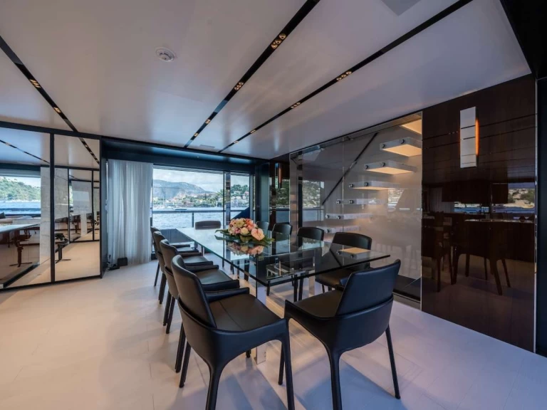 Wynajmij Luksusowy jacht z lub bez skippera Riva w Bahamy