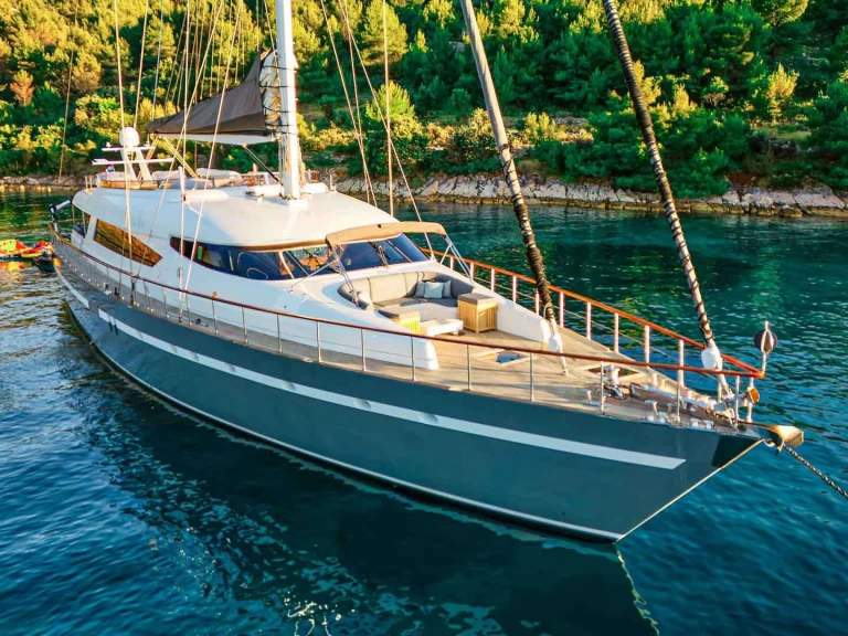 Wynajem łodzi  SAN LIMI w Split na SamBoat 