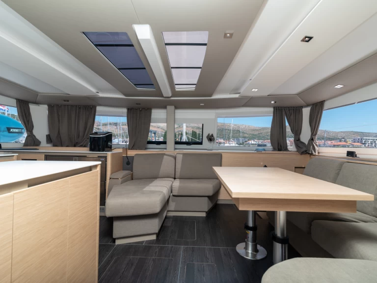 Wynajem Katamaran w Donji Seget - Fountaine Pajot Aura 51
