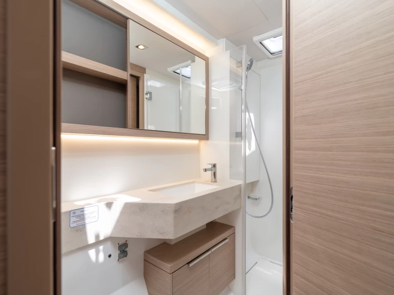 Wynajem łodzi Lagoon Lagoon 51 w Trogir na SamBoat 