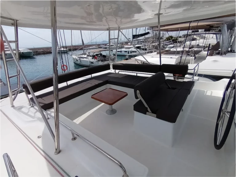 Wynajmij Lagoon Lagoon 51 w Palairos