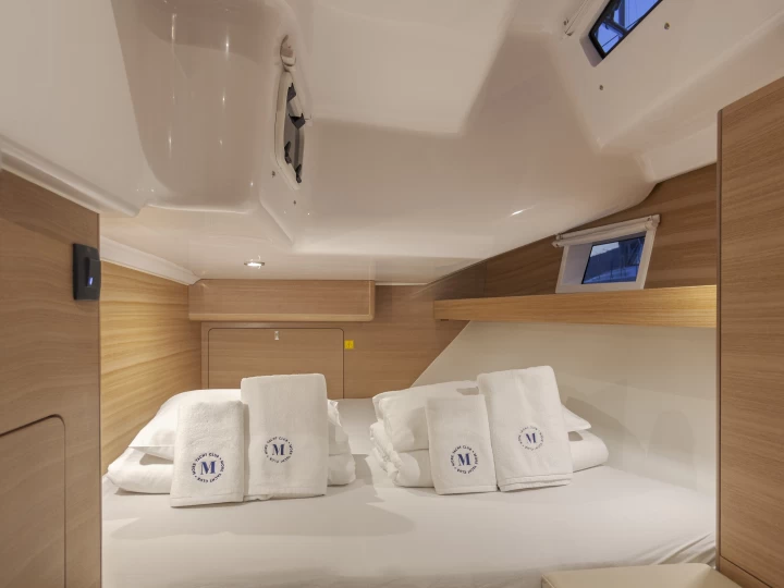 Elan Impression 45.1 między profesjonalistami a osobami prywatnymi w Donji Seget