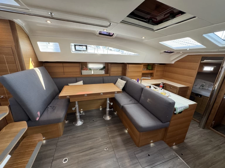 Wynajmij Żaglowiec z lub bez skippera Elan w Trogir