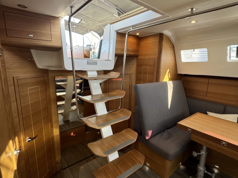 Wynajem Żaglowiec Elan z patentem 