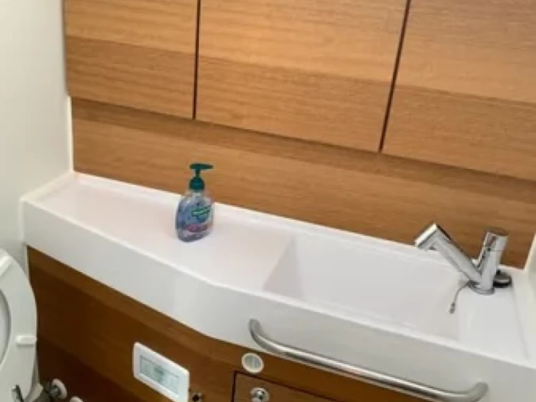 Elan Impression 50.1 między profesjonalistami a osobami prywatnymi w Donji Seget