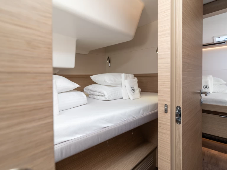 Wynajem łodzi Lagoon Lagoon 51 w Trogir na SamBoat 