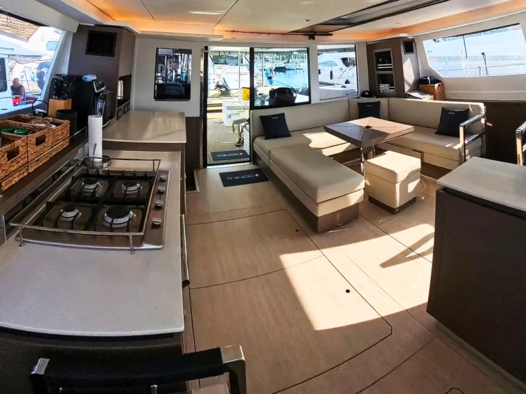 Wynajem łodzi Leopard Catamarans / Robertson & Caine Leopard 50 - 5 + 1 cab w Sukosan na SamBoat 