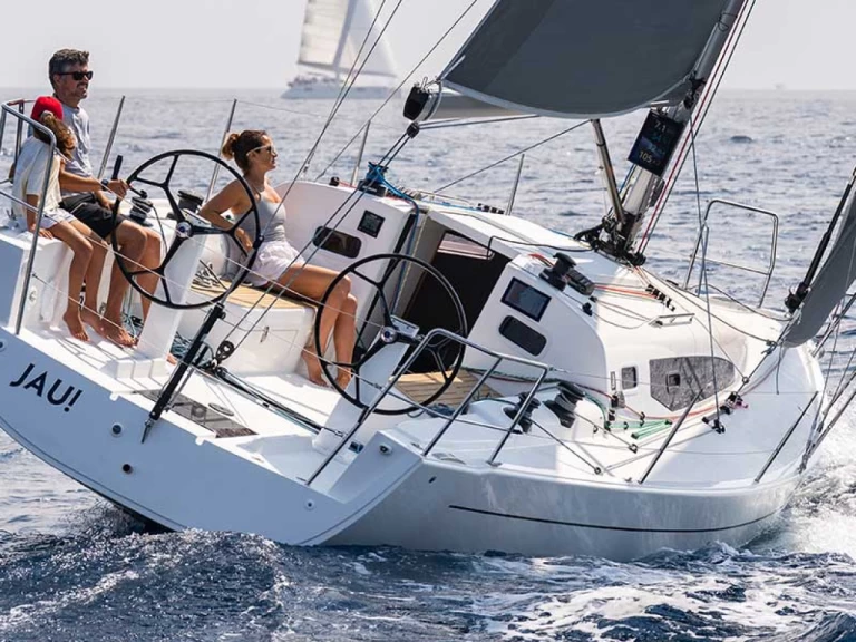 Wynajmij J 36 J 36 w La Trinité-sur-Mer