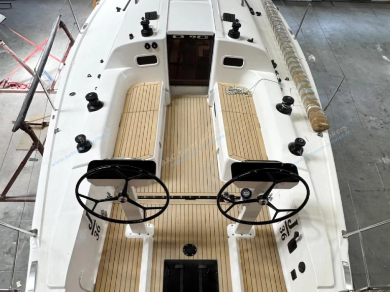 Wynajem łodzi La Trinité-sur-Mer tanio J 36