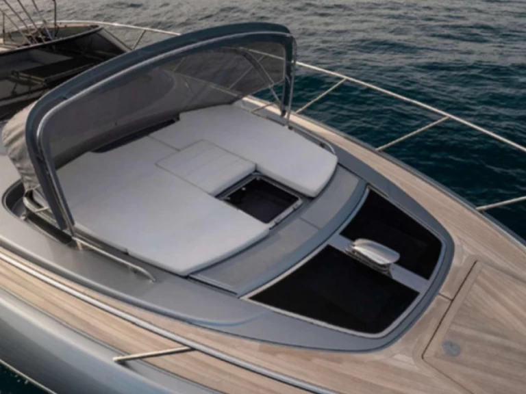 Wynajmij Motorówka z lub bez skippera Riva w Portofino