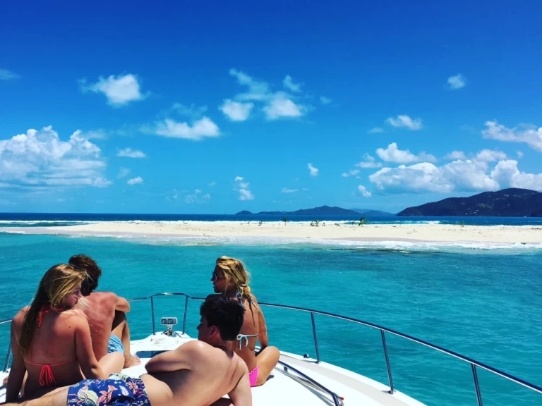 Wynajem łodzi Saint Thomas Harbor tanio Sea Ray 525 Sundancer