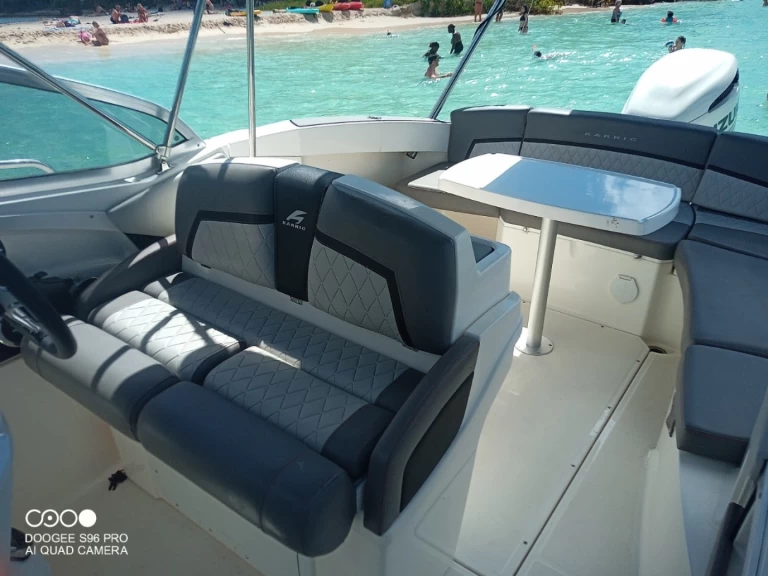 Wynajem łodzi Le Gosier tanio 22 sr