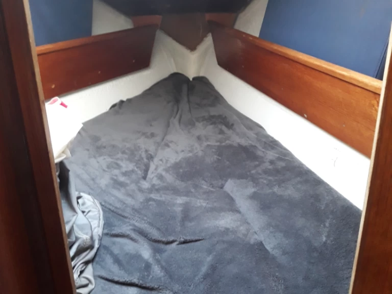 Żaglowiec do wynajmu w Saint-Brieuc w najlepszej cenie