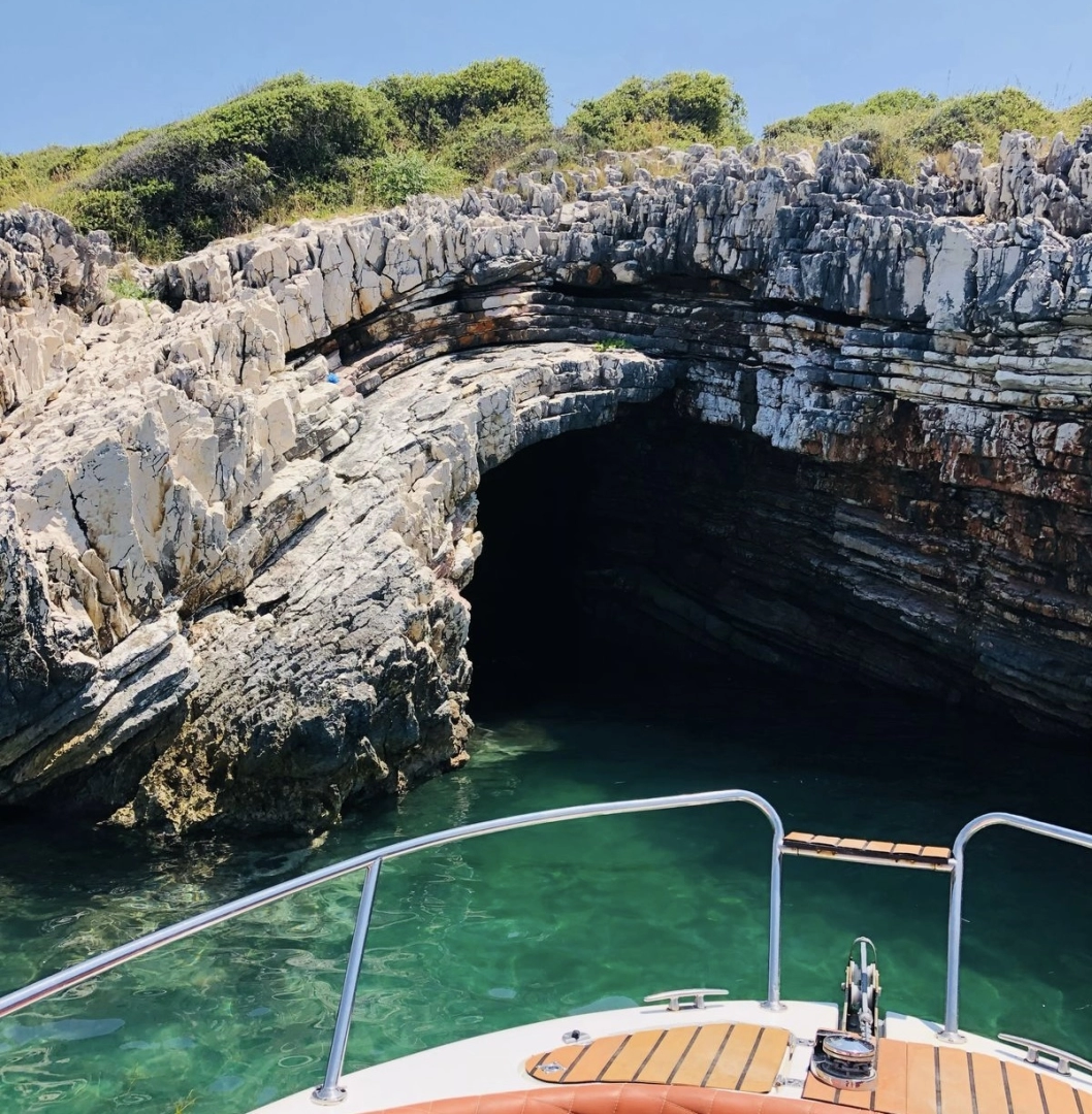 Wynajem Motorówka w Sarandë - Saver Saver 690 Open