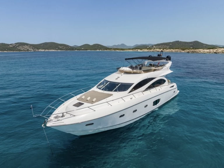 Wynajmij Sunseeker Manhattan 70 w Ibiza Town