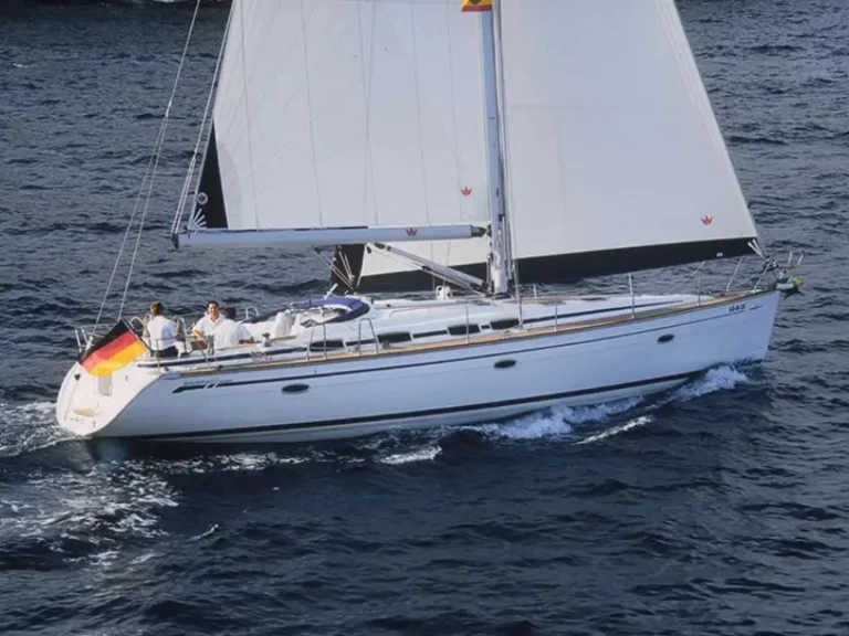 Bavaria Cruiser 46 między profesjonalistami a osobami prywatnymi w Valletta