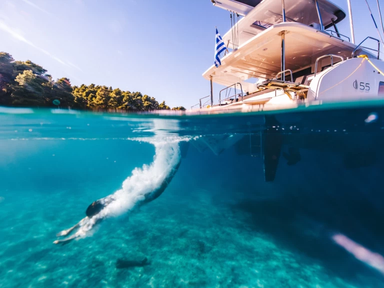 Wynajmij Katamaran z lub bez skippera Lagoon w Lefkáda
