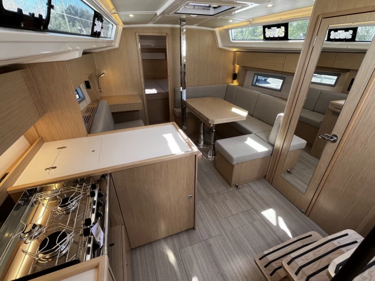 Wynajmij Żaglowiec z lub bez skippera Bavaria w La Rochelle