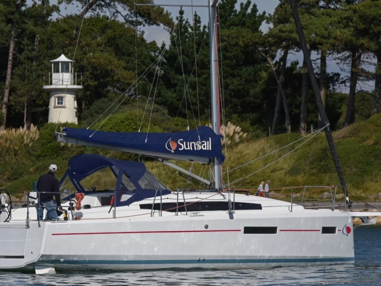 Wynajem łodzi Jeanneau Sun Odyssey 389 w Cannigione na SamBoat 