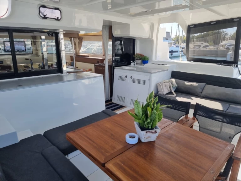 Wynajem łodzi Lefkáda tanio Lagoon 46