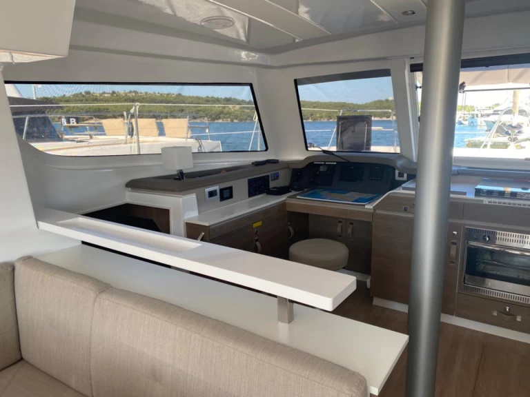 Bali Bali Catspace Voile między profesjonalistami a osobami prywatnymi w Sibenik