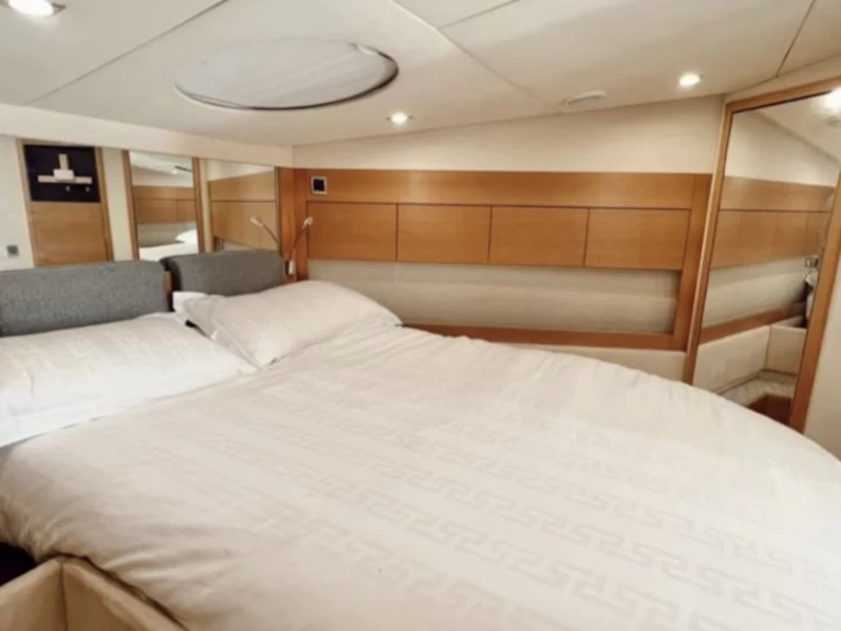 Wynajem łodzi PHANTOM Phantom, 52  w Dubai Marina na SamBoat 