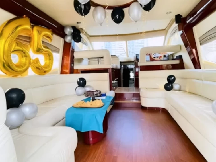 Wynajem Luksusowy jacht Majesty Yachts z patentem 