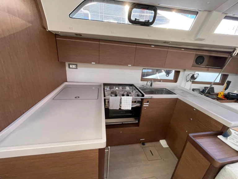 Wynajem łodzi Bénéteau Oceanis 51.1 w Horta na SamBoat 