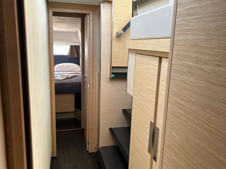 Katamaran do wynajmu w Salerno w najlepszej cenie