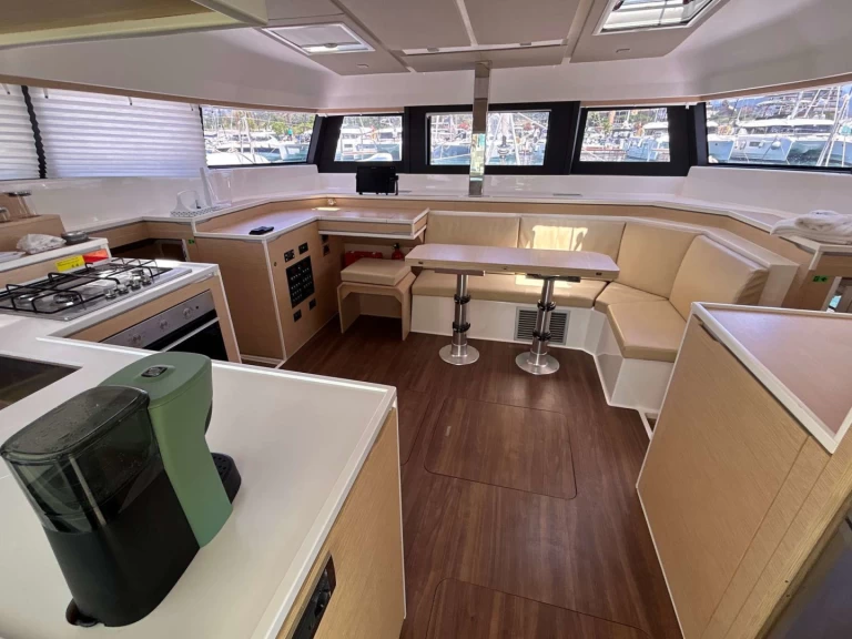 Wynajmij Cervetti Cervetti 44  w Salerno