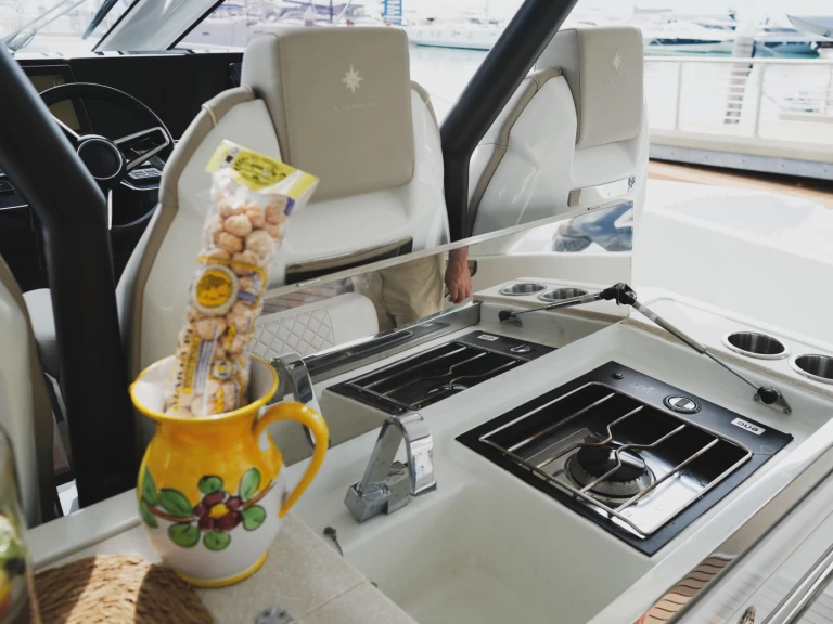 Wynajmij Prestige Prestige 520 S w Pozzuoli