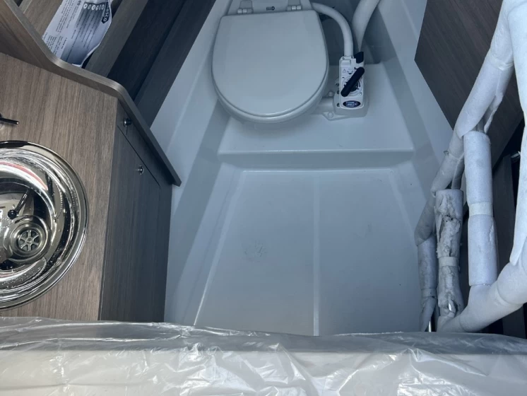 Wynajmij Żaglowiec z lub bez skippera Bénéteau w Split