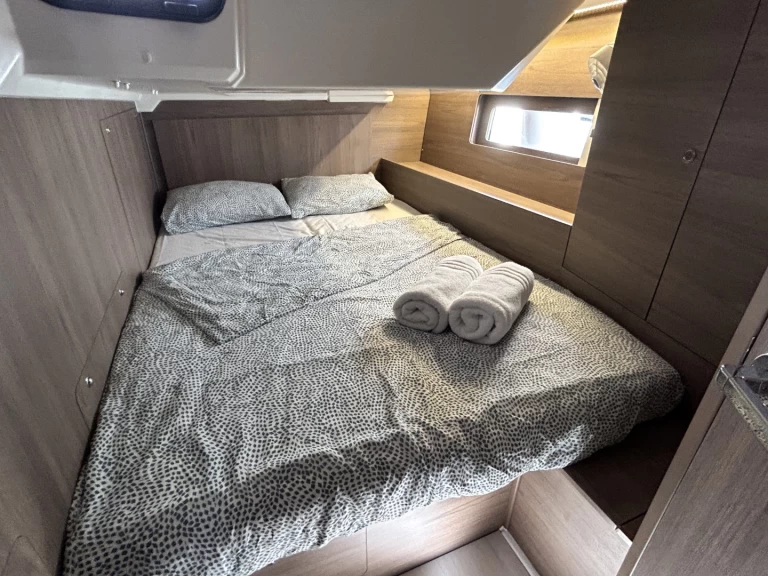 Wynajmij Żaglowiec z lub bez skippera Bénéteau w Split