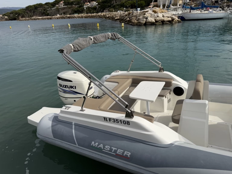 Wynajmij Master Master 699 w La Madrague