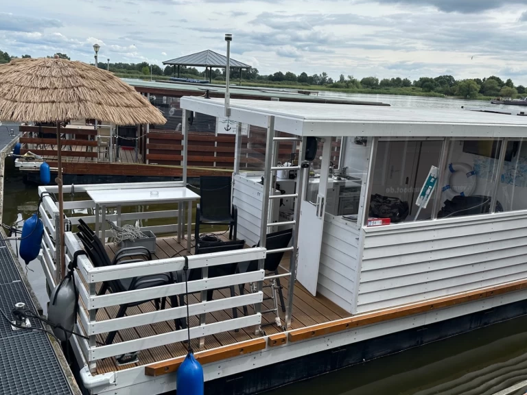 Wynajem łodzi TS840 840 w Radewege na SamBoat 