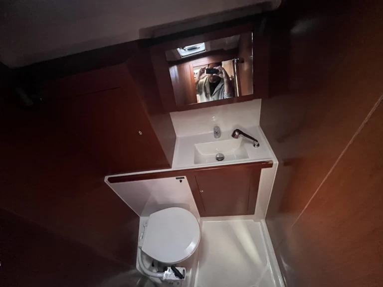 Wynajem łodzi Bénéteau Oceanis 41.1 w Sukosan na SamBoat 