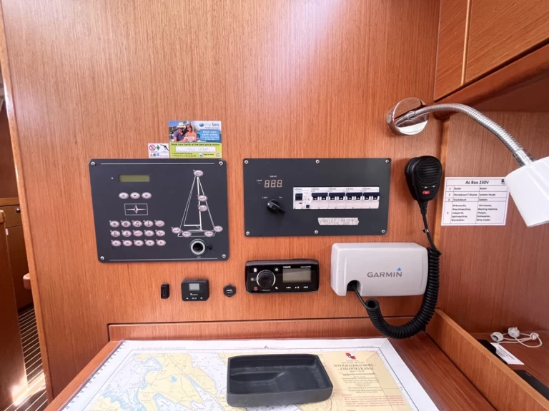 Wynajmij Bavaria Cruiser 37 w Sukosan