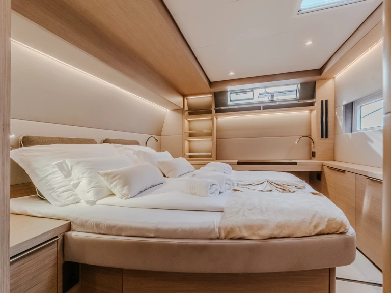 Wynajmij Lagoon Lagoon 55 w Kaštela