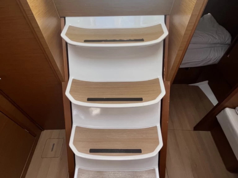 Wynajem łodzi Sukosan tanio Sun Odyssey 440