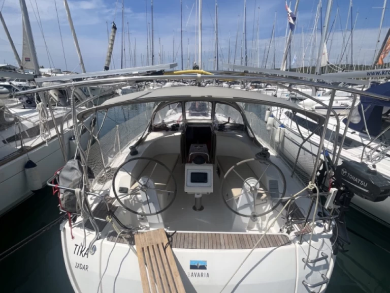 Wynajem łodzi Sukosan tanio Cruiser 34