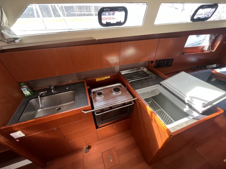 Żaglowiec do wynajmu w Sukosan w najlepszej cenie