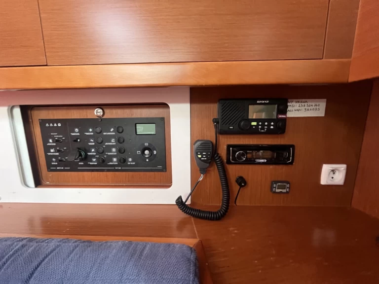 Wynajem Żaglowiec w Sukosan - Bénéteau Oceanis 45