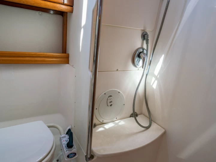 Żaglowiec do wynajmu w Trogir w najlepszej cenie