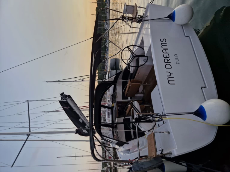 Wynajmij Elan Impression 45 w Pula