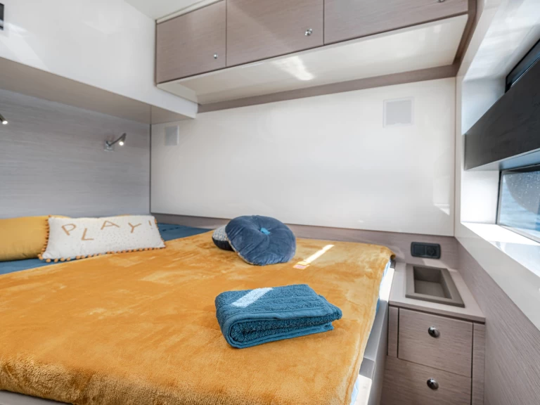 Wynajem Katamaran Aventura z patentem 